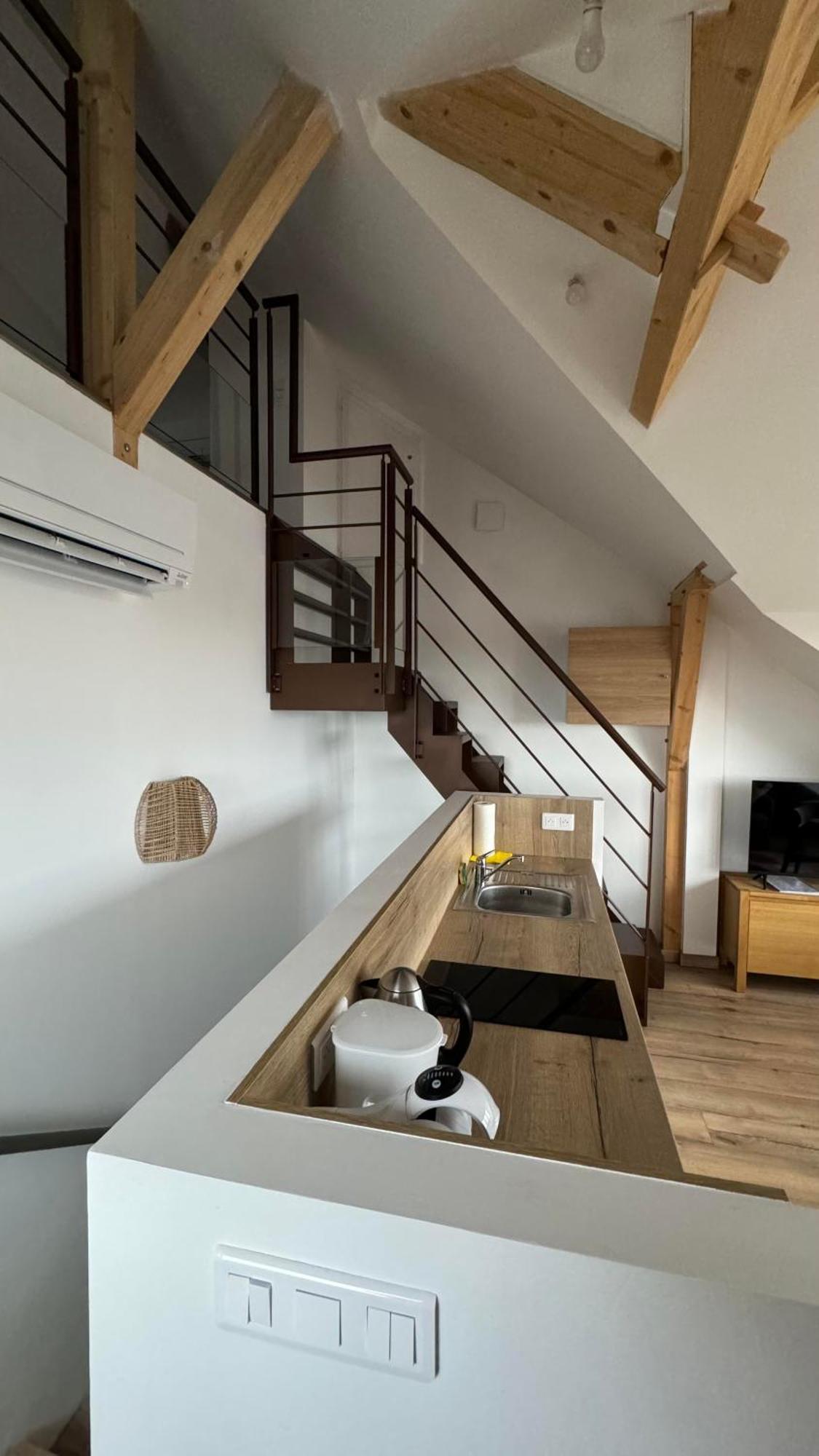 Le Pommier - Appt Avec Jardin Partage Apartment Puberg Bagian luar foto