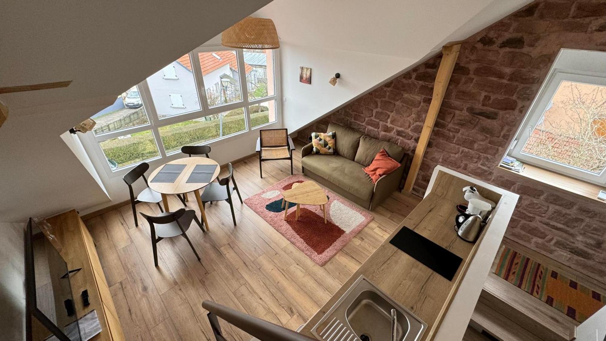 Le Pommier - Appt Avec Jardin Partage Apartment Puberg Bagian luar foto